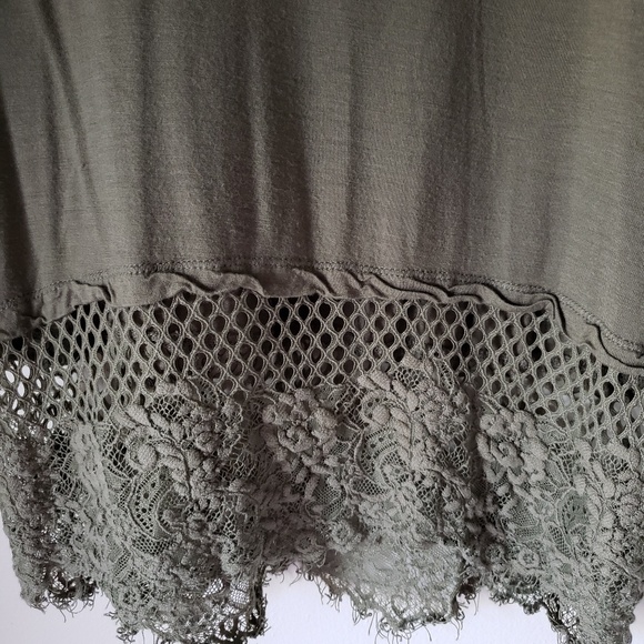 🛑Top🛑 - Picture 2 of 3